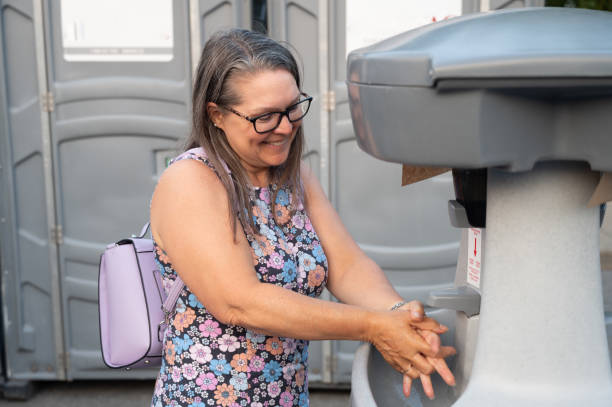 Best Porta potty delivery and setup  in East Highland Park, VA